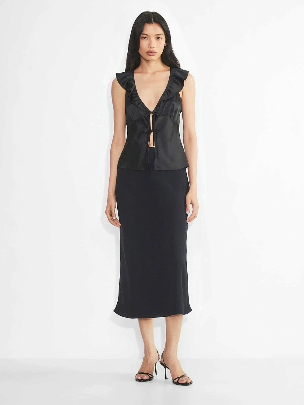 Aritzia Tonka Tie-Front Blouse in Black XS NWT